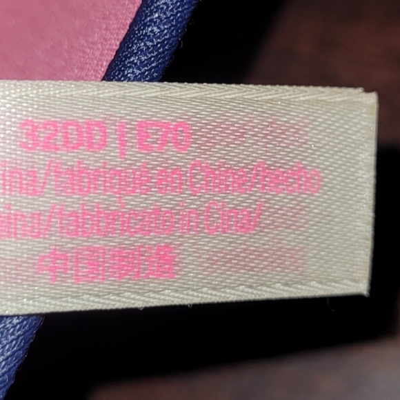 SET OF 4 BRAS, Victoria SECRET, PINK ,Victoria SPORT SIZE 32DD - Picture 2 of 5